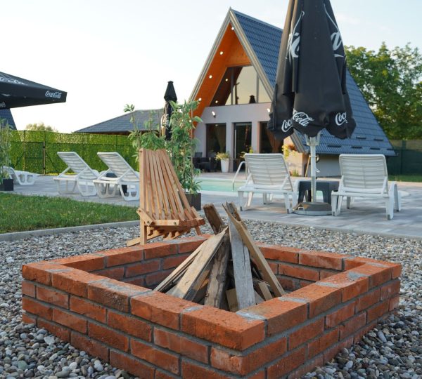 Vikendica u Brčkom, villa tajna