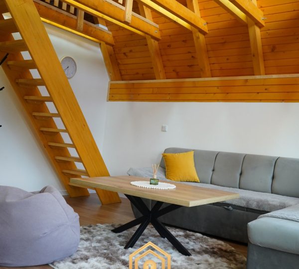 Vikendica u Brčkom, villa tajna