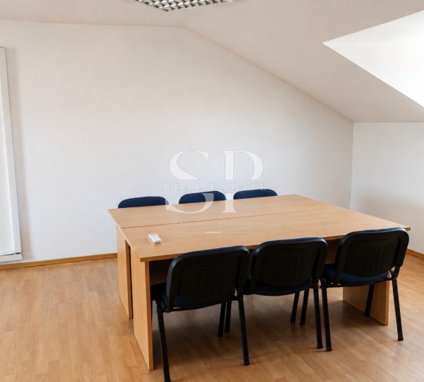 Stan u Brčkom, office